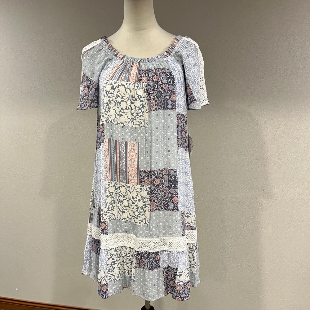 Naif short sleeves Patchwork Floral print mini Dress size small